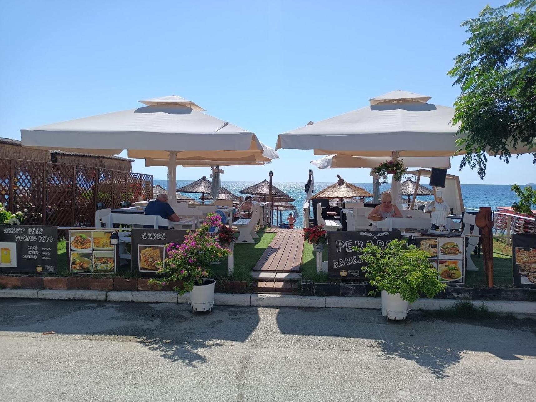 Freddy'S Place เนอาวรัสนา ภายนอก รูปภาพ